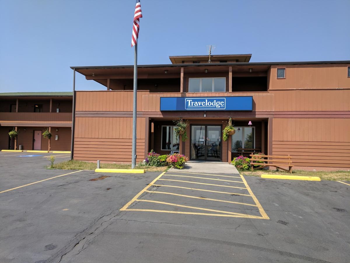 Travelodge By Wyndham Three Forks Exteriör bild
